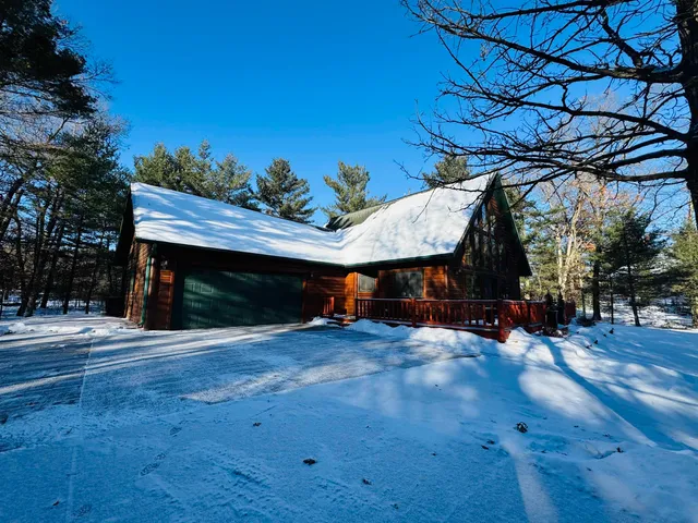 $598,900 | 717 West 17th Drive, Arkdale, WI 54613