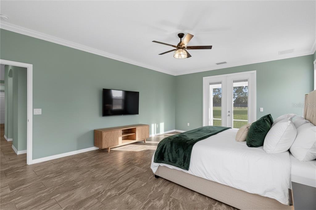 5608 Strong Point Weirsdale, FL 32195 - Photo 16 of 71