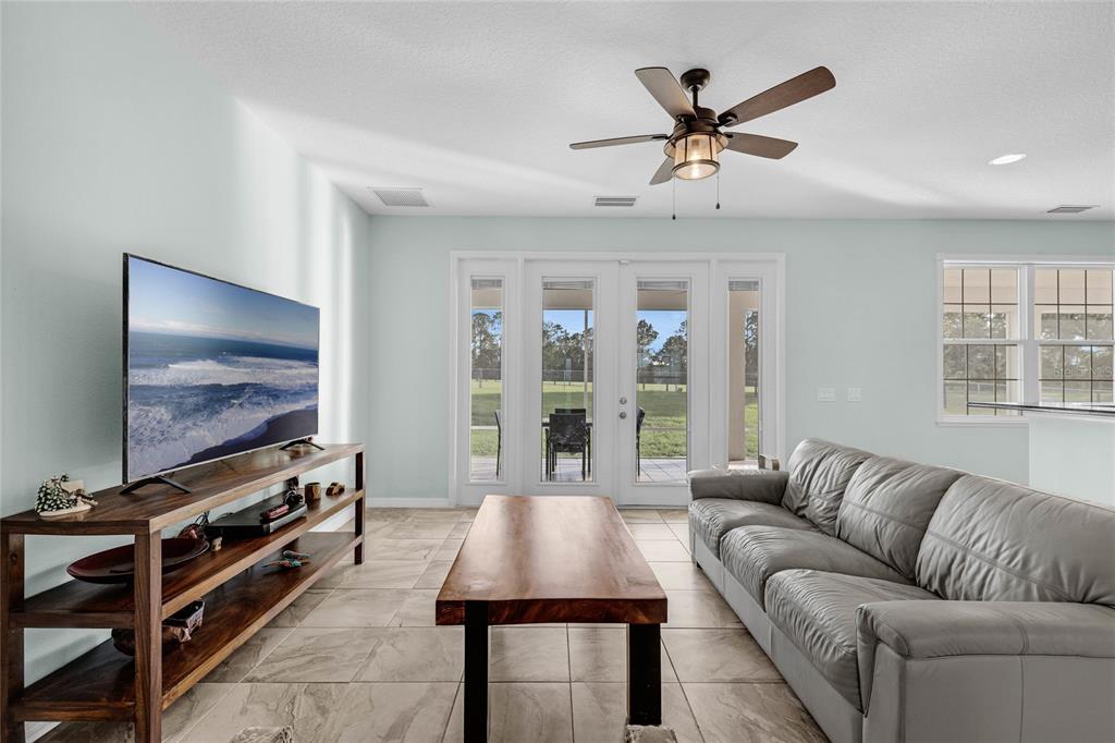 5608 Strong Point Weirsdale, FL 32195 - Photo 4 of 71