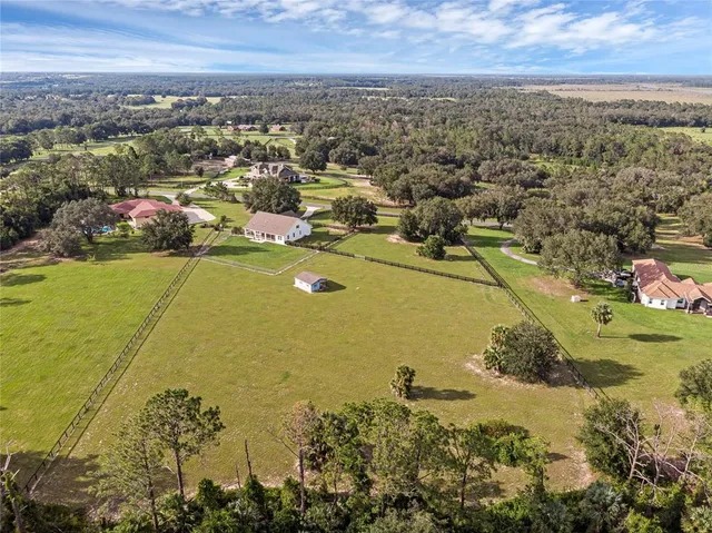 $1,063,000 | 5608 Strong Point, Weirsdale, FL 32195
