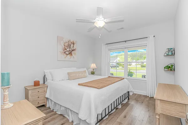$624,900 | 233 Outboard Drive, Murrells Inlet, SC 29576