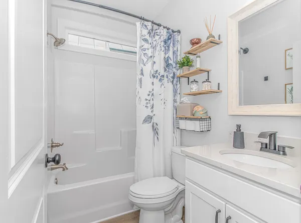 $624,900 | 233 Outboard Drive, Murrells Inlet, SC 29576