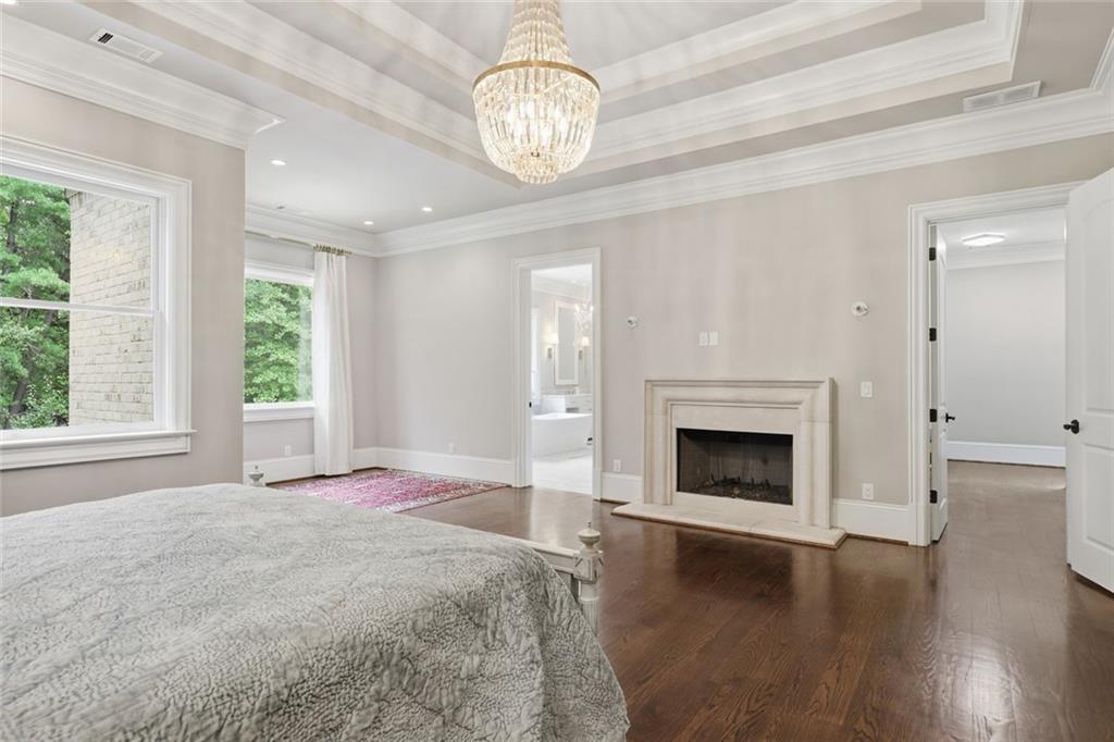 5965 Riverside Drive Sandy Springs, GA 30328 - Photo 6 of 44