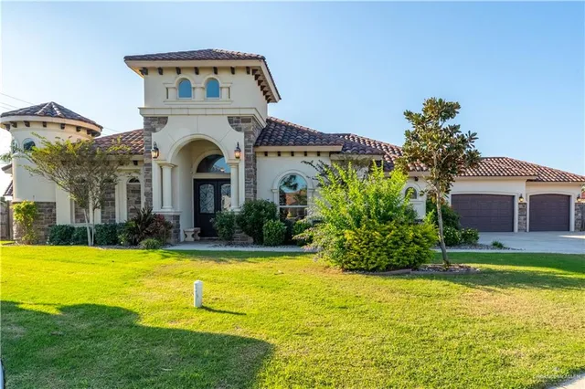 $795,000 | 125 Lantana Lane, Laguna Vista, TX 78578