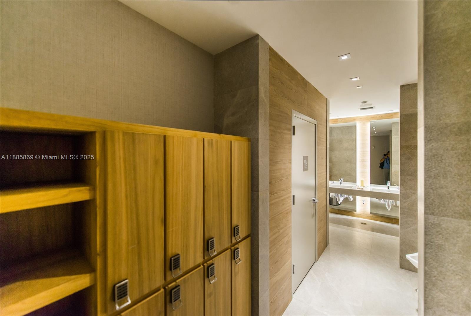 1010 Brickell Avenue, Unit 3608 Miami, FL 33131 - Photo 35 of 48 a view of bathroom