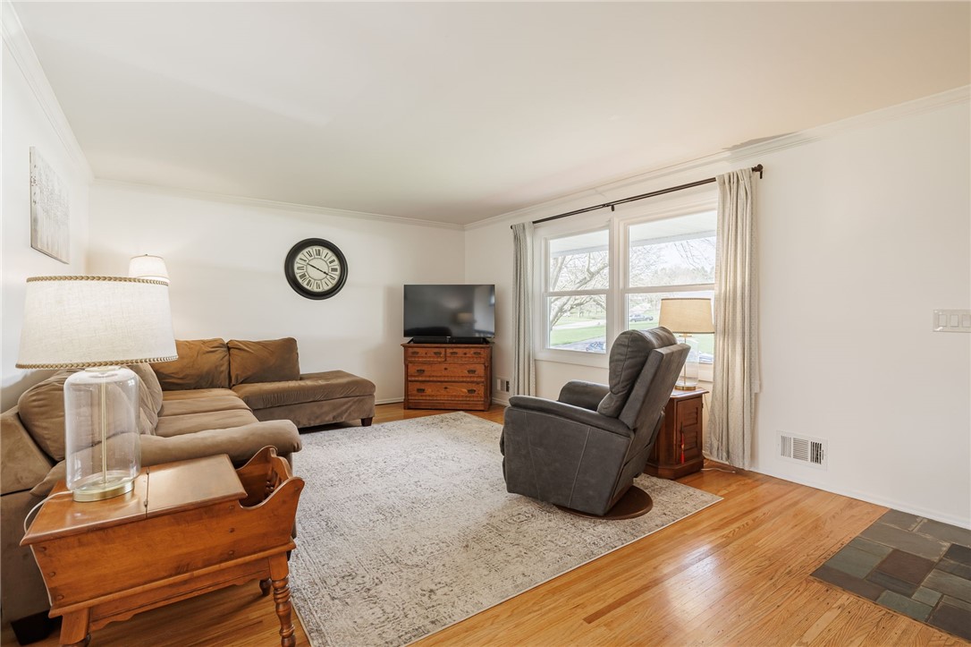 30 Stuyvesant Road Pittsford, NY 14534 - Photo 11 of 30