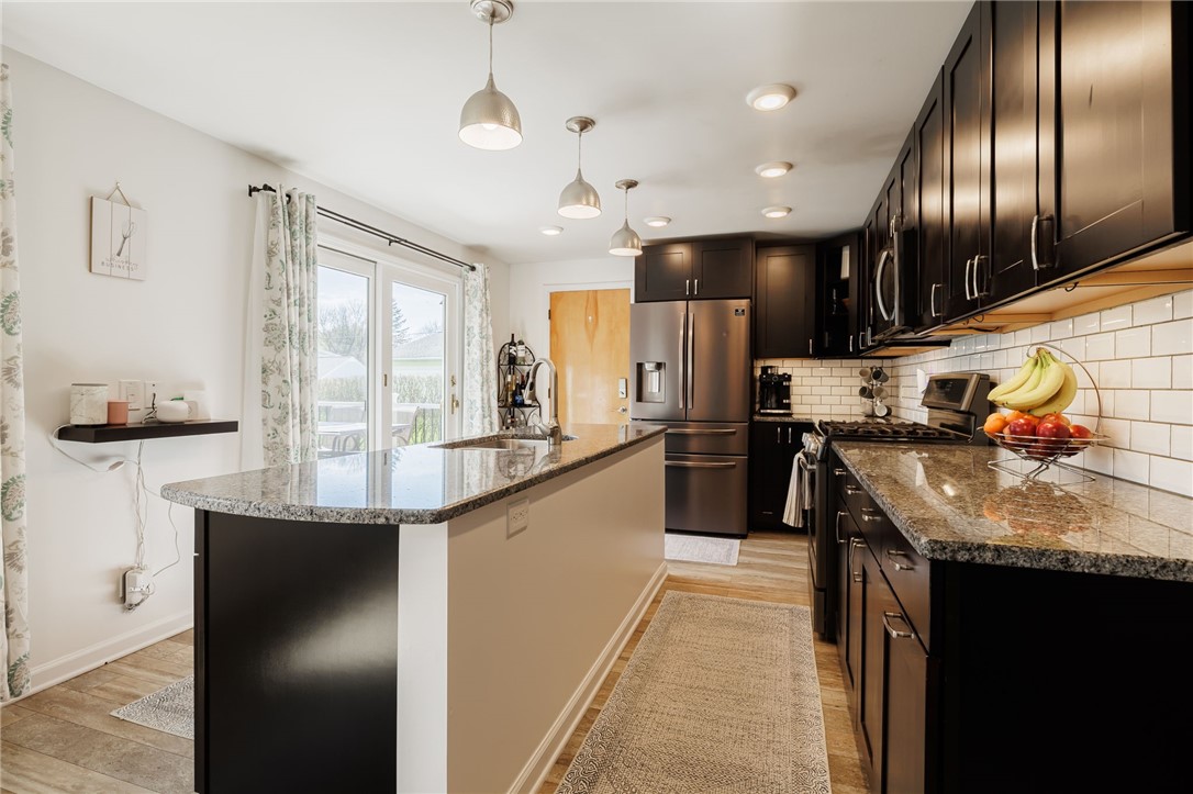 30 Stuyvesant Road Pittsford, NY 14534 - Photo 6 of 30