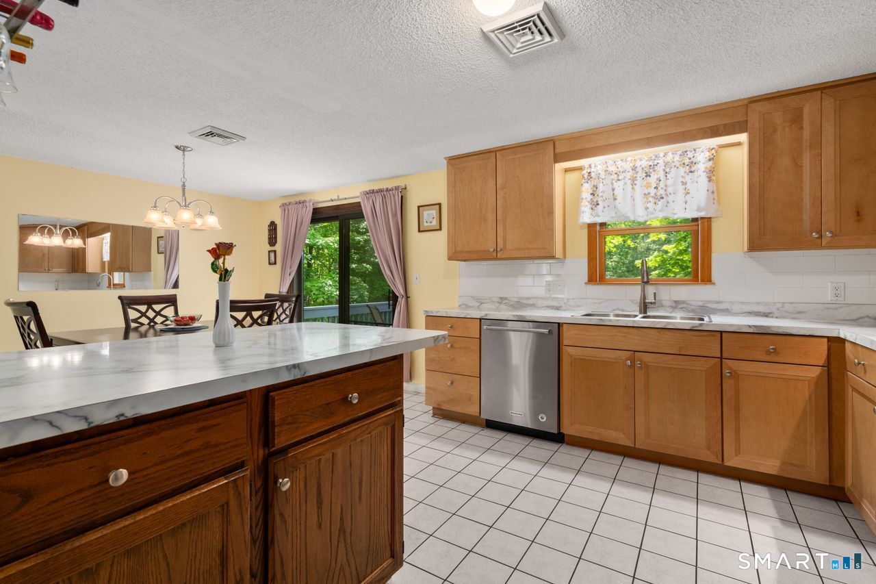 6 Mason Road Willington, CT 06279 - Photo 17 of 37