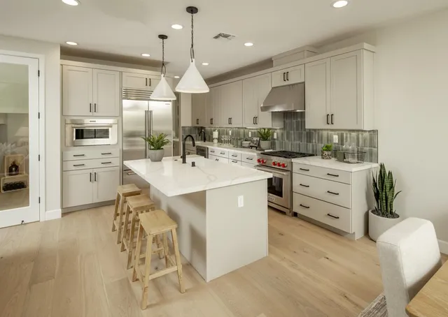 $732,131 | 139-139 Compass Drive, Unit 2002, Napa, CA 94558