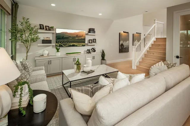 $732,131 | 139-139 Compass Drive, Unit 2002, Napa, CA 94558