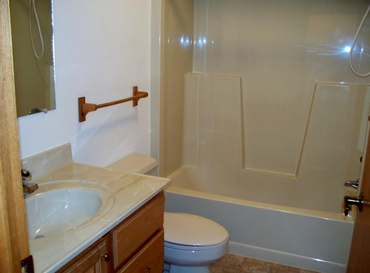 130 B Riverside Drive Cheboygan, MI 49721 - Photo 26 of 36 Gallery Image 26