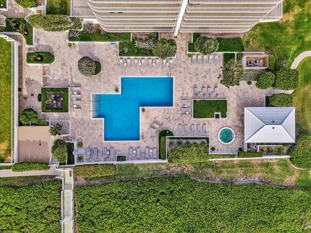 $2,300,000 | 3300 South Ocean Boulevard, Unit 108S, Palm Beach, FL 33480