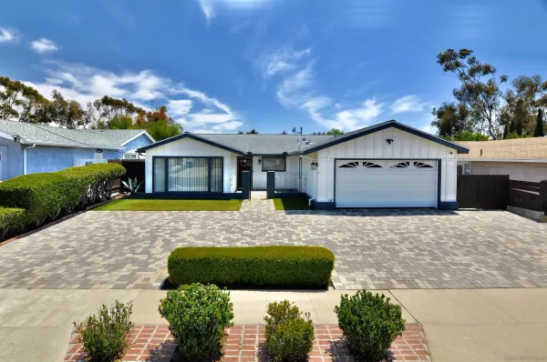 $999,999 | 576 Douglas Street, Chula Vista, CA 91910