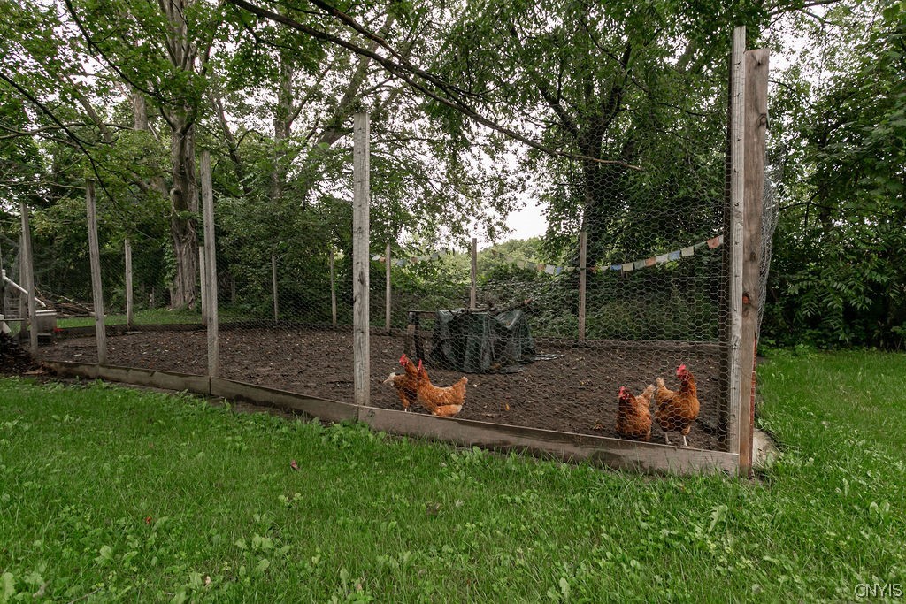 7266 Oxbow Road Lincoln, NY 13032 - Photo 5 of 50