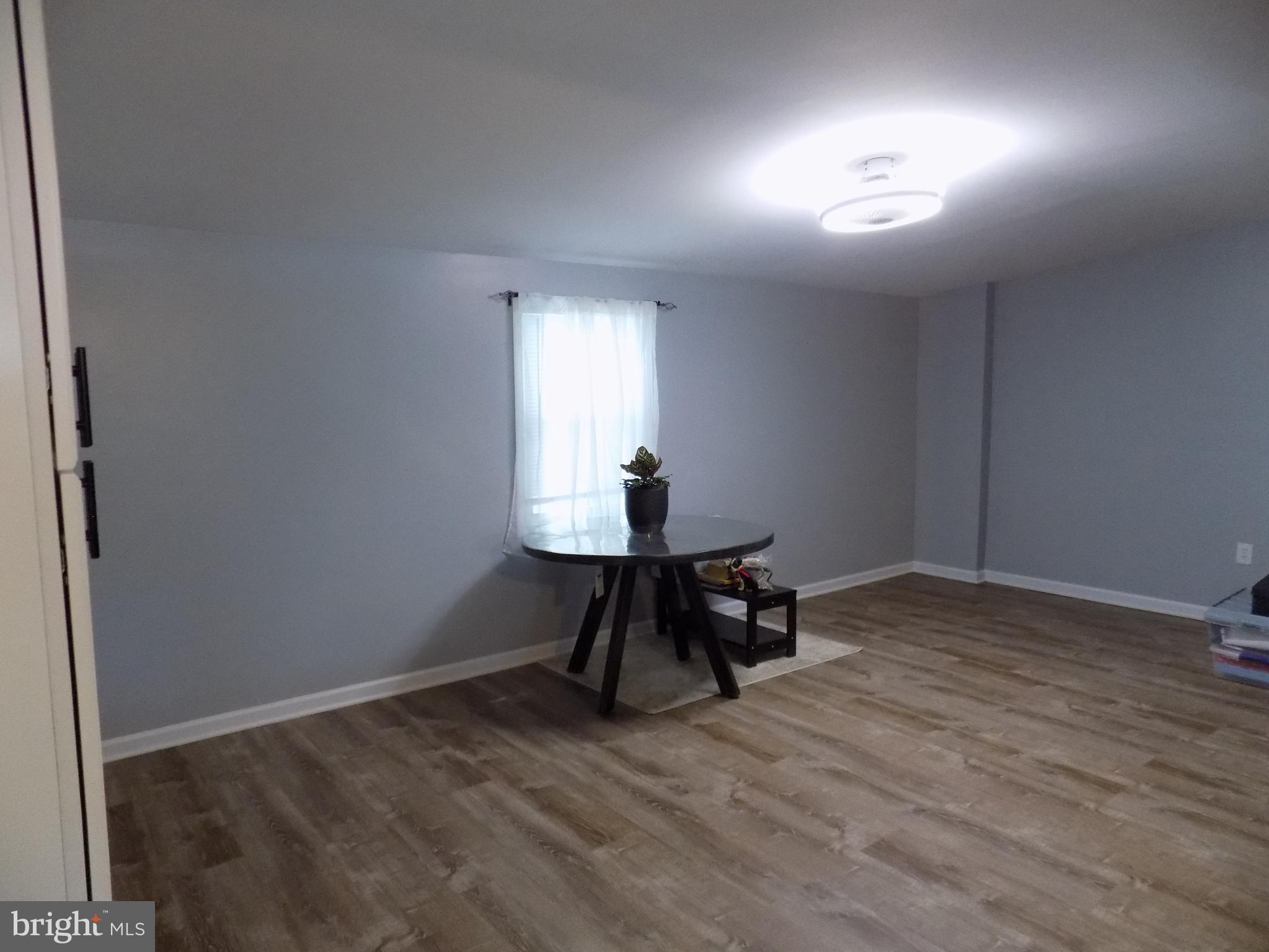 2431 Woodcroft Road Baltimore, MD 21234 - Photo 9 of 18 Family Room