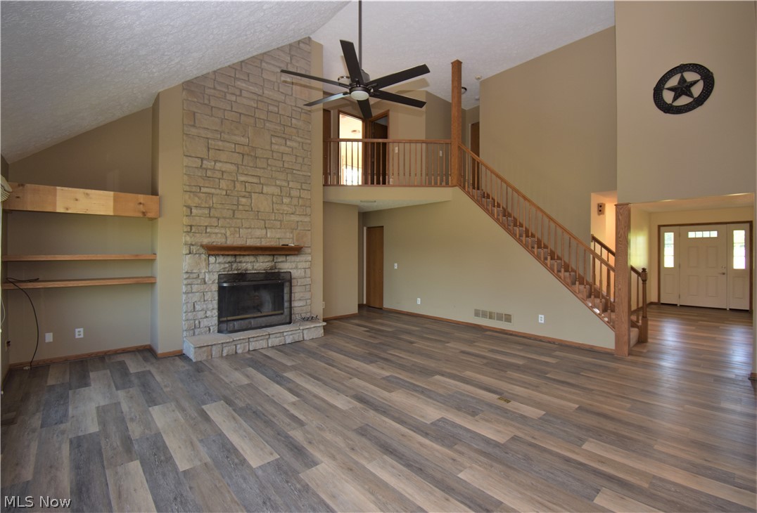 1637 Fixler Road Wadsworth, OH 44281 - Photo 2 of 27