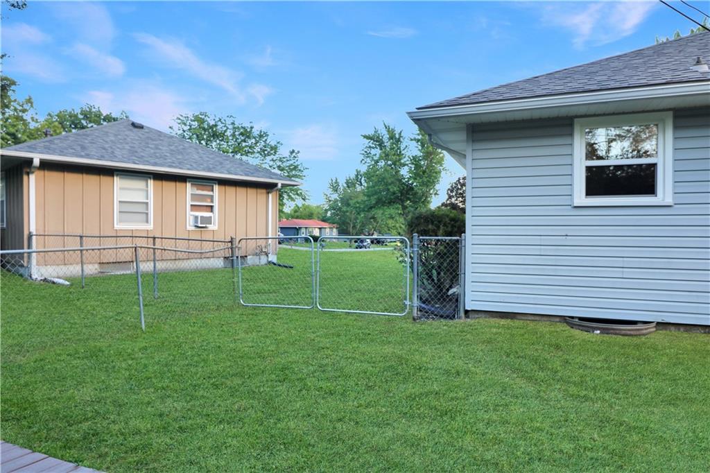 926 Ridge Drive Warrensburg, MO 64093 - Photo 22 of 39