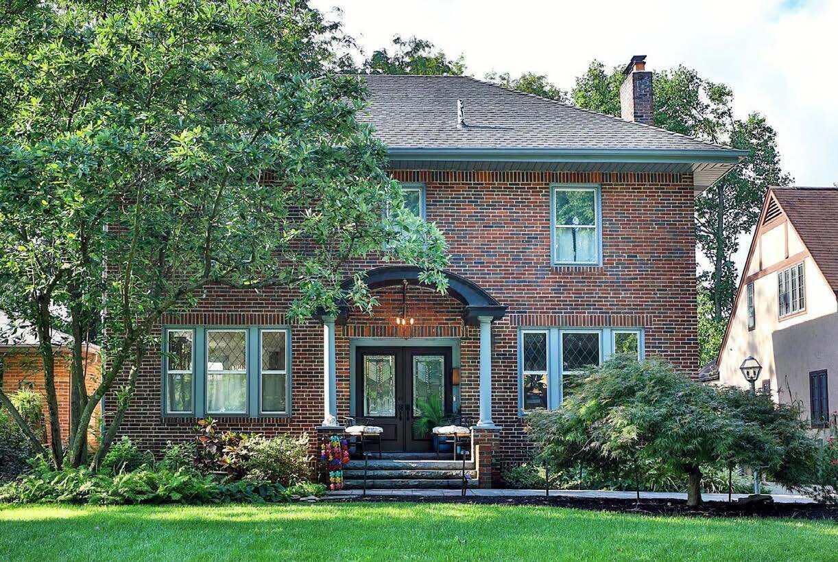 67 West Cooke Road Columbus, OH 43214 - Photo 1 of 57 Front