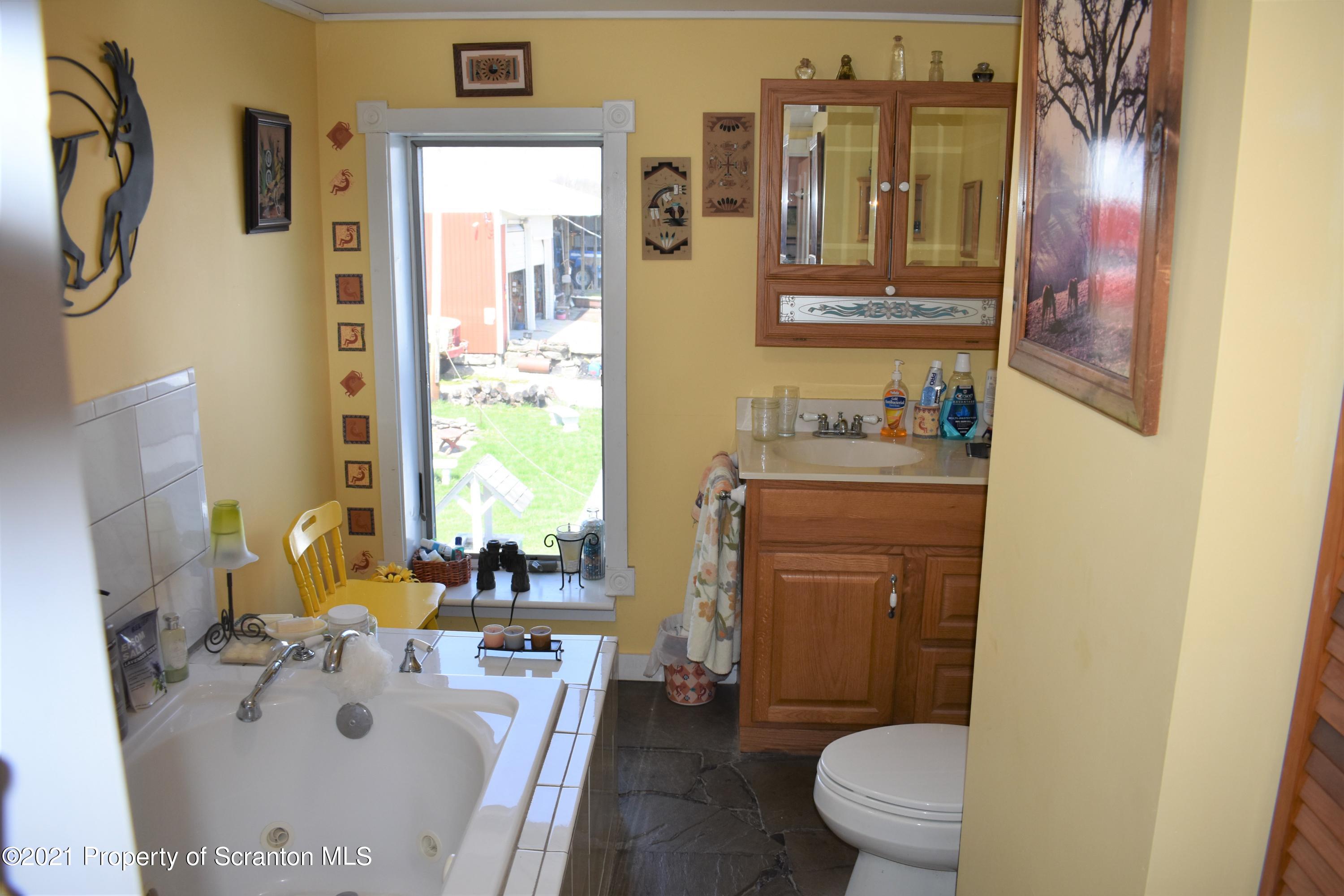 1303 Olszewski Road Montrose, PA 18801 - Photo 9 of 88