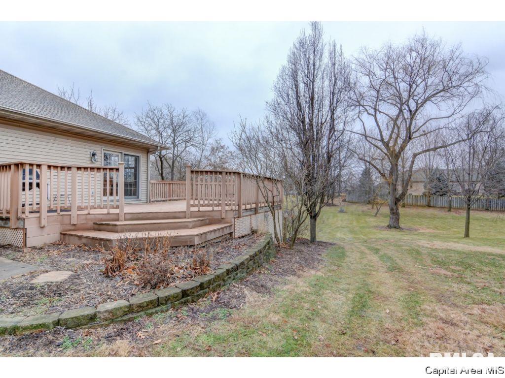 40 Woodland Trail Rochester, IL 62563 - Photo 2 of 35