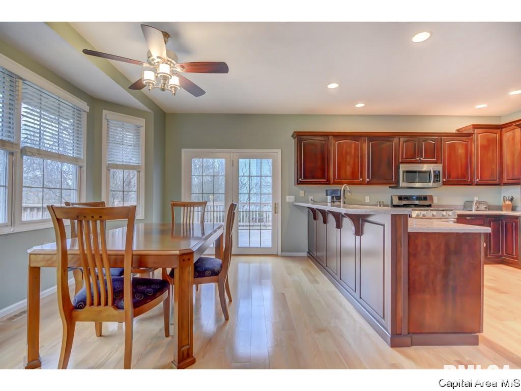 40 Woodland Trail Rochester, IL 62563 - Photo 19 of 35