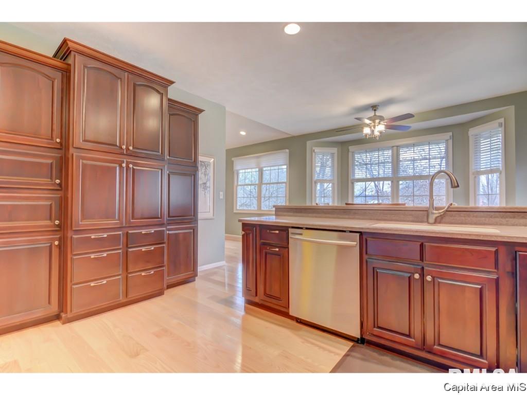 40 Woodland Trail Rochester, IL 62563 - Photo 21 of 35