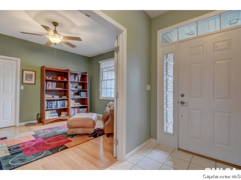 40 Woodland Trail Rochester, IL 62563 - Photo 6 of 35