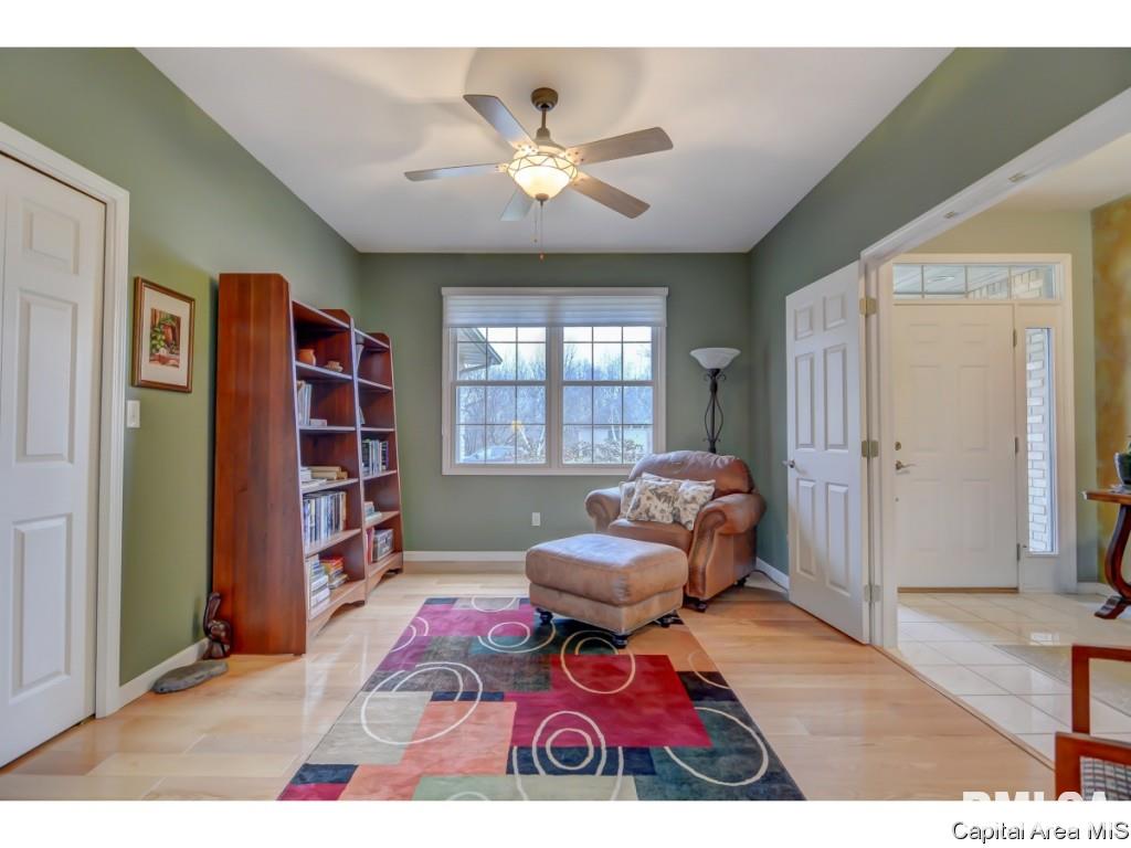 40 Woodland Trail Rochester, IL 62563 - Photo 7 of 35