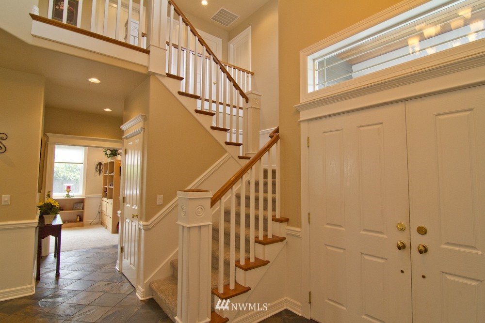 3326 175th Street Southeast Bothell, WA 98012 - Photo 3 of 15