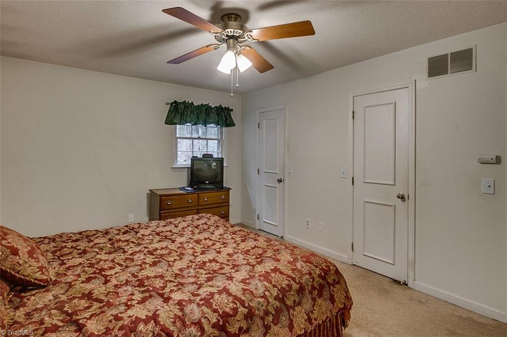 5902 Dehaven Road Pleasant Garden, NC 27313 - Photo 14 of 27 Gallery Image 14