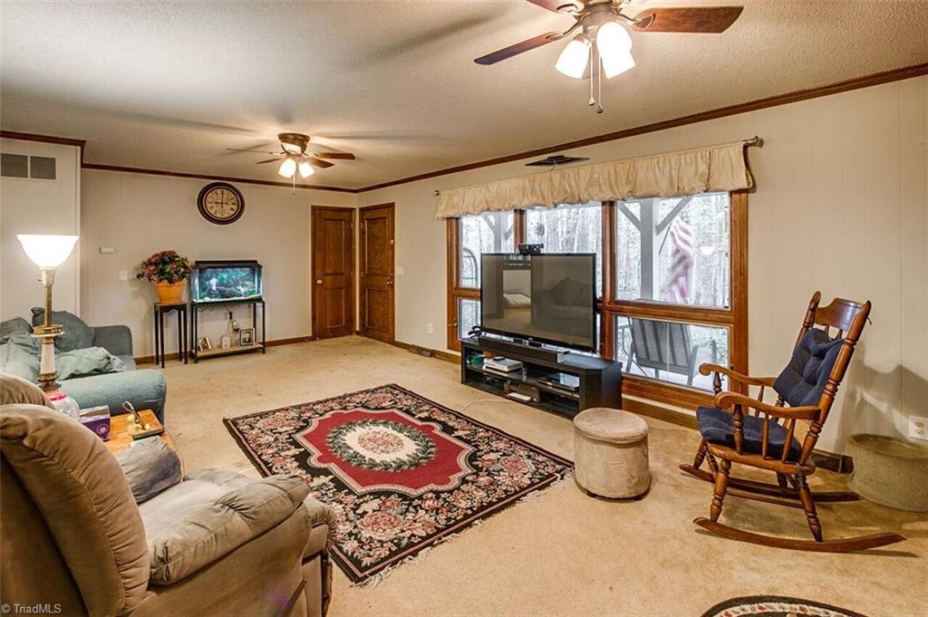 5902 Dehaven Road Pleasant Garden, NC 27313 - Photo 4 of 27 Gallery Image 4