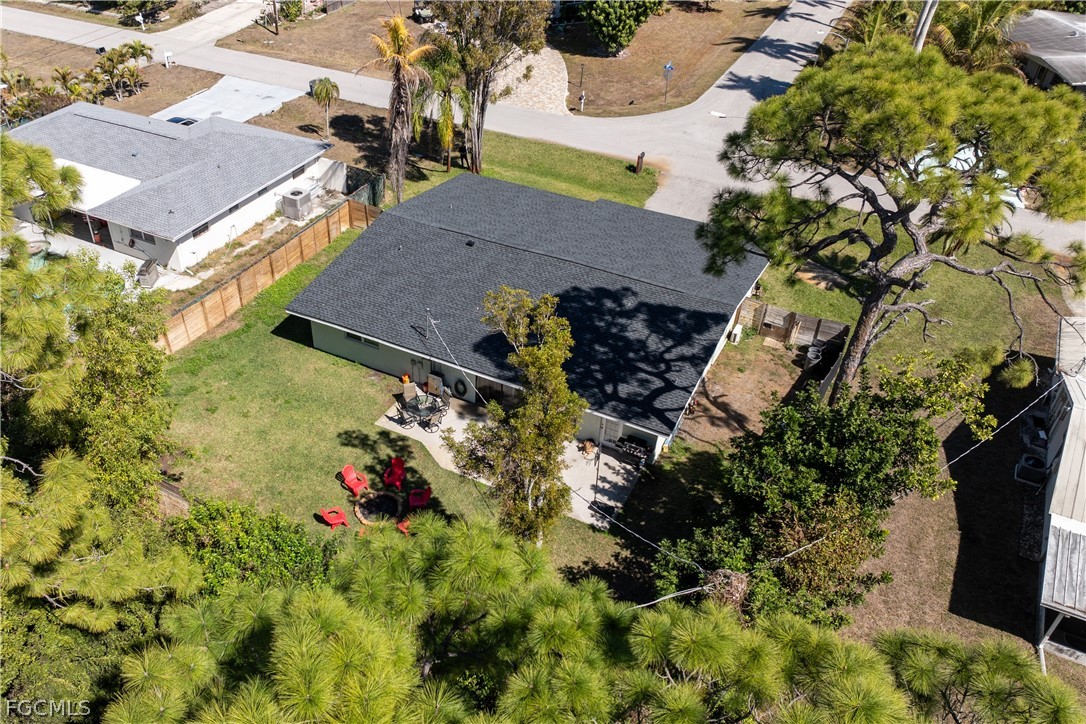 8635 Exeter Street Fort Myers, FL 33907 - Photo 38 of 44