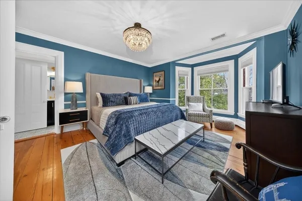 $3,095,000 | 33 Lincoln Street, Hingham, MA 02043
