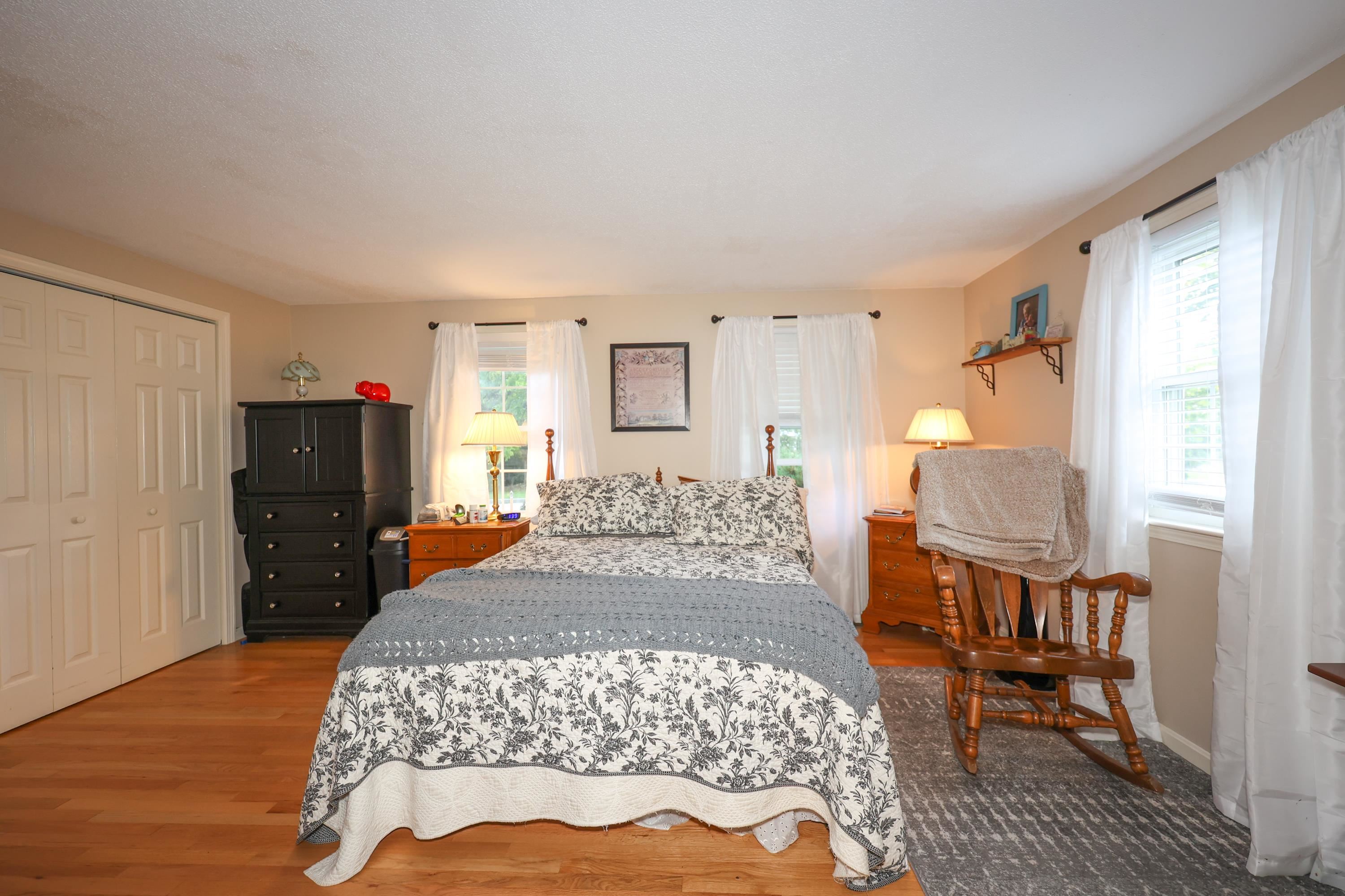 15 Danforth Circle Manchester, NH 03104 - Photo 11 of 28