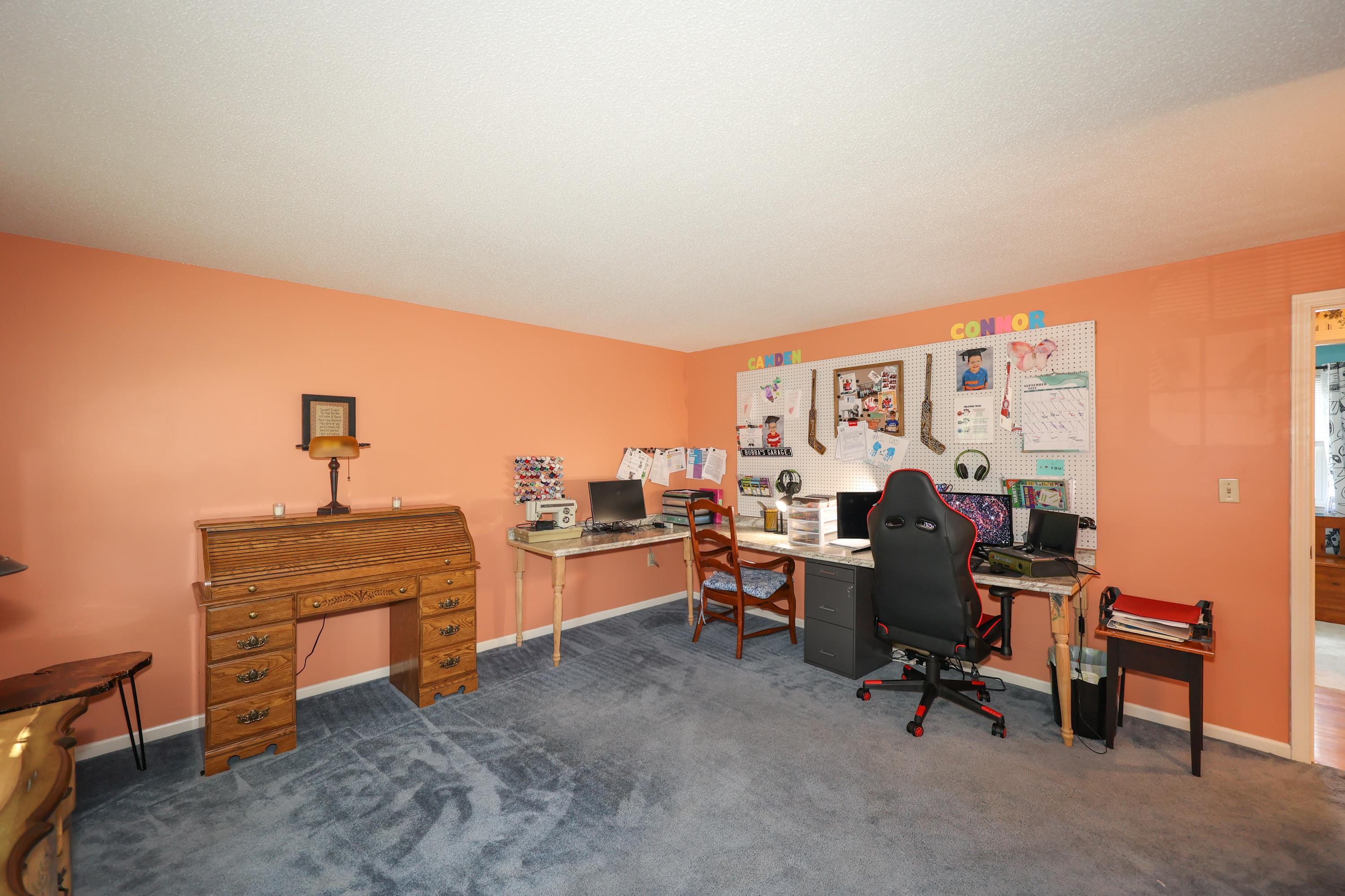 15 Danforth Circle Manchester, NH 03104 - Photo 23 of 28