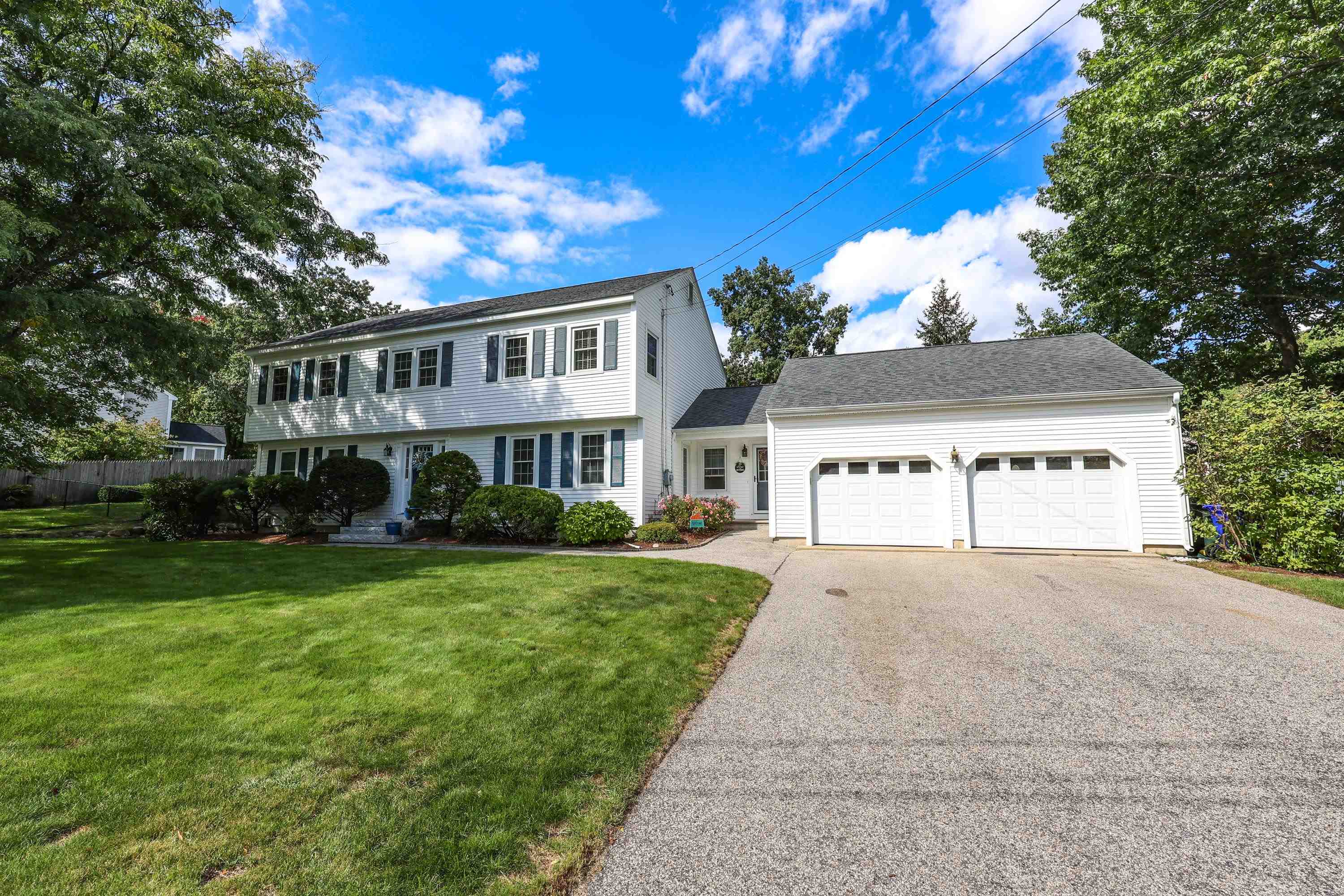 15 Danforth Circle Manchester, NH 03104 - Photo 3 of 28