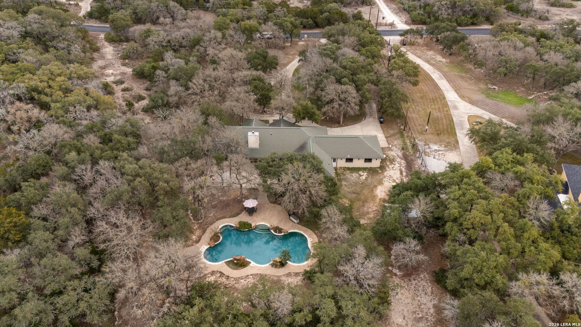 319 Laurel Rdg Drive San Antonio, TX 78253 - Photo 3 of 40