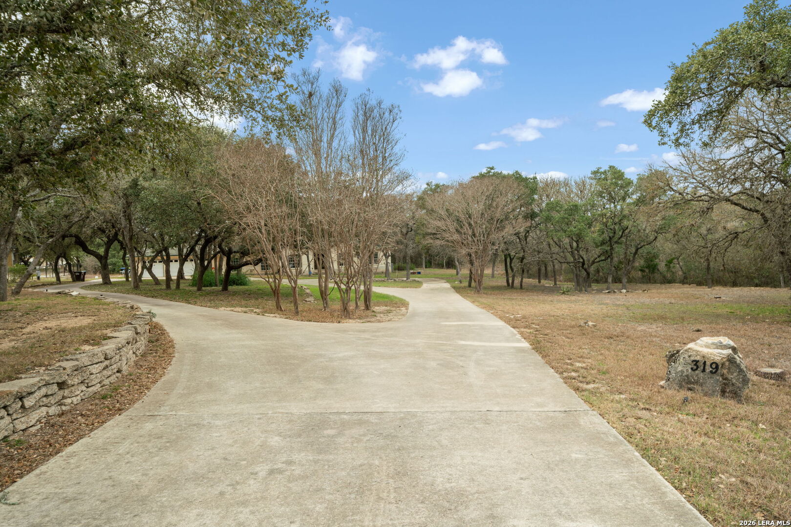 319 Laurel Rdg Drive San Antonio, TX 78253 - Photo 5 of 40