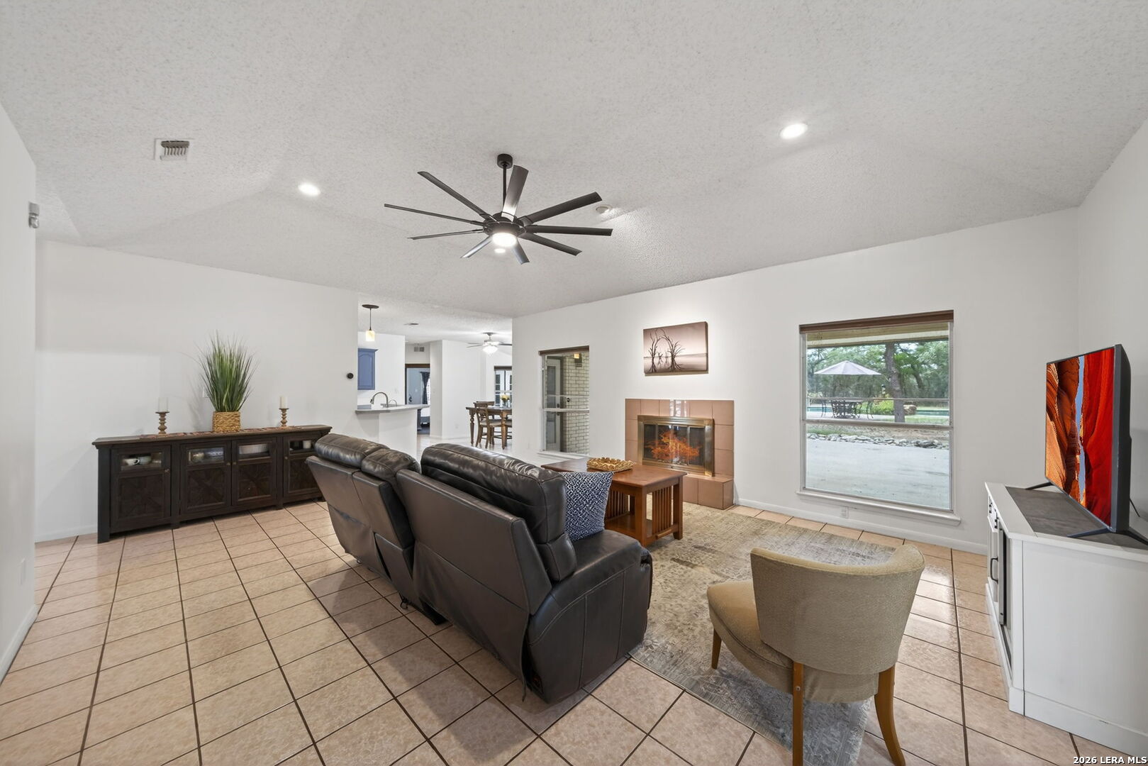 319 Laurel Rdg Drive San Antonio, TX 78253 - Photo 10 of 40