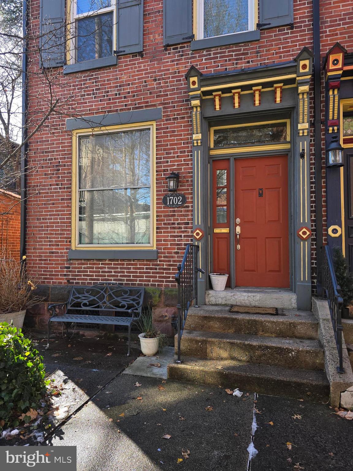 1702 Penn Street Harrisburg, PA 17102 - Photo 2 of 32