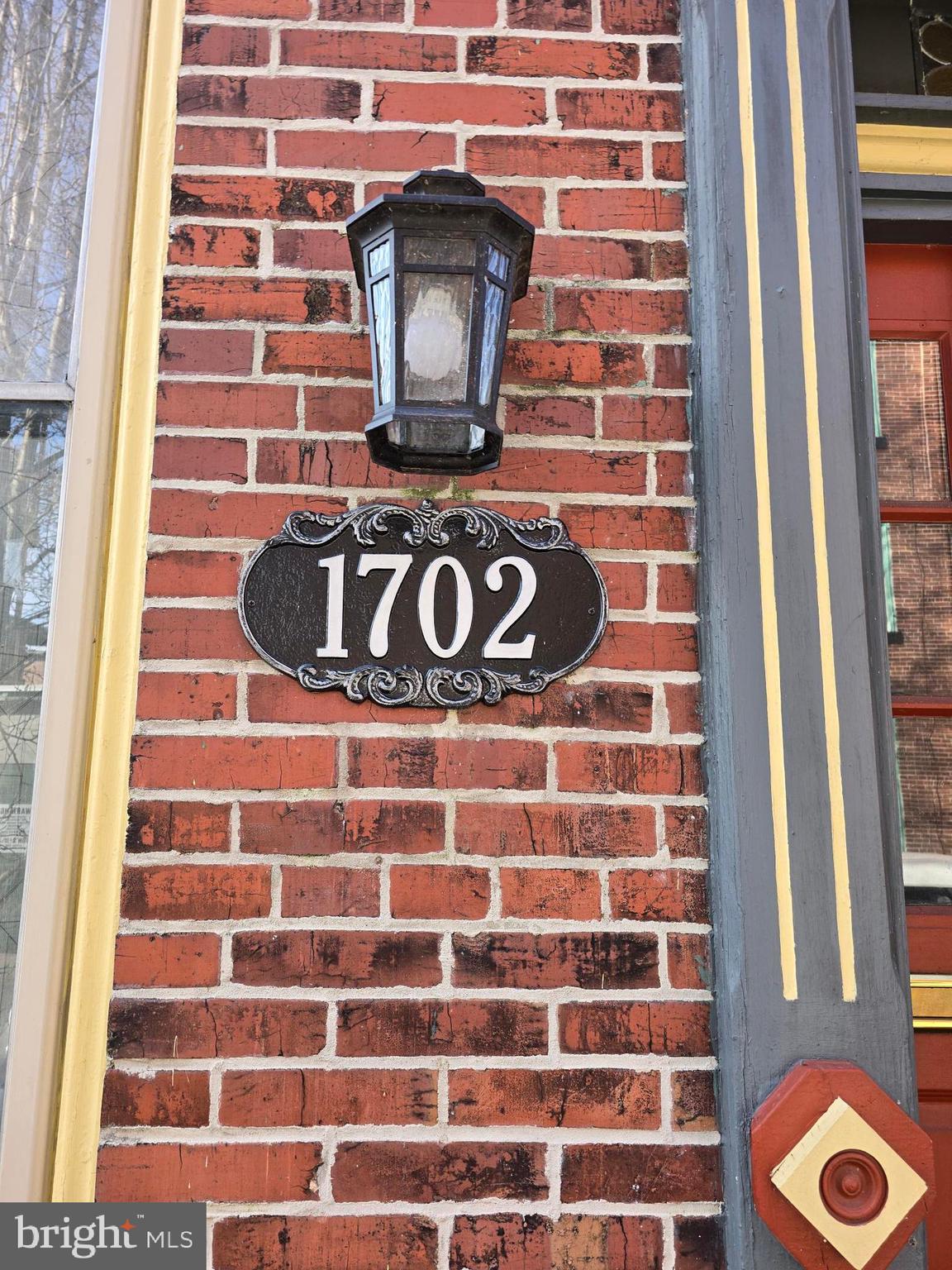 1702 Penn Street Harrisburg, PA 17102 - Photo 4 of 32