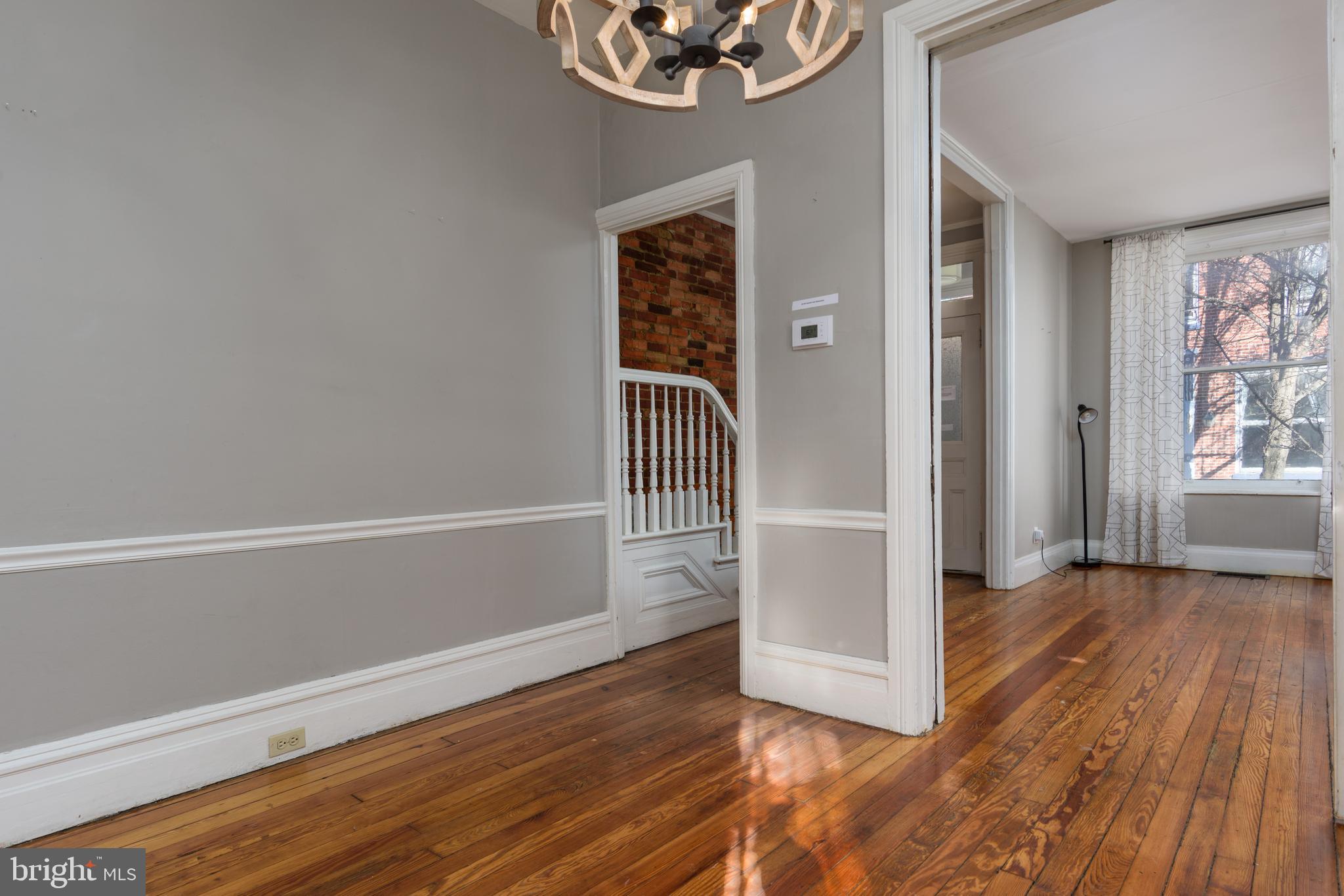 1702 Penn Street Harrisburg, PA 17102 - Photo 9 of 32