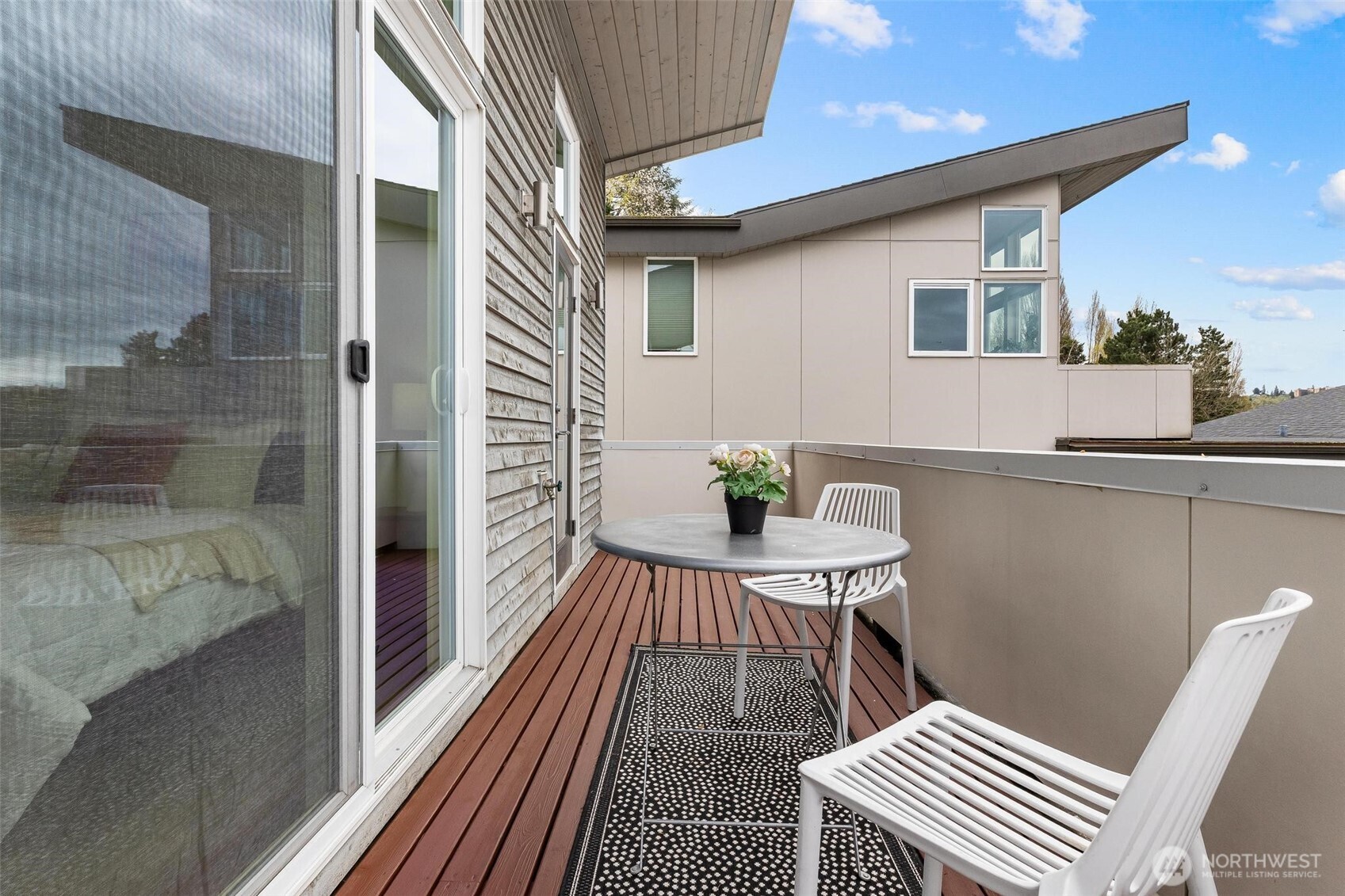 3812 22nd Avenue Southwest Seattle, WA 98106 - Photo 25 of 37