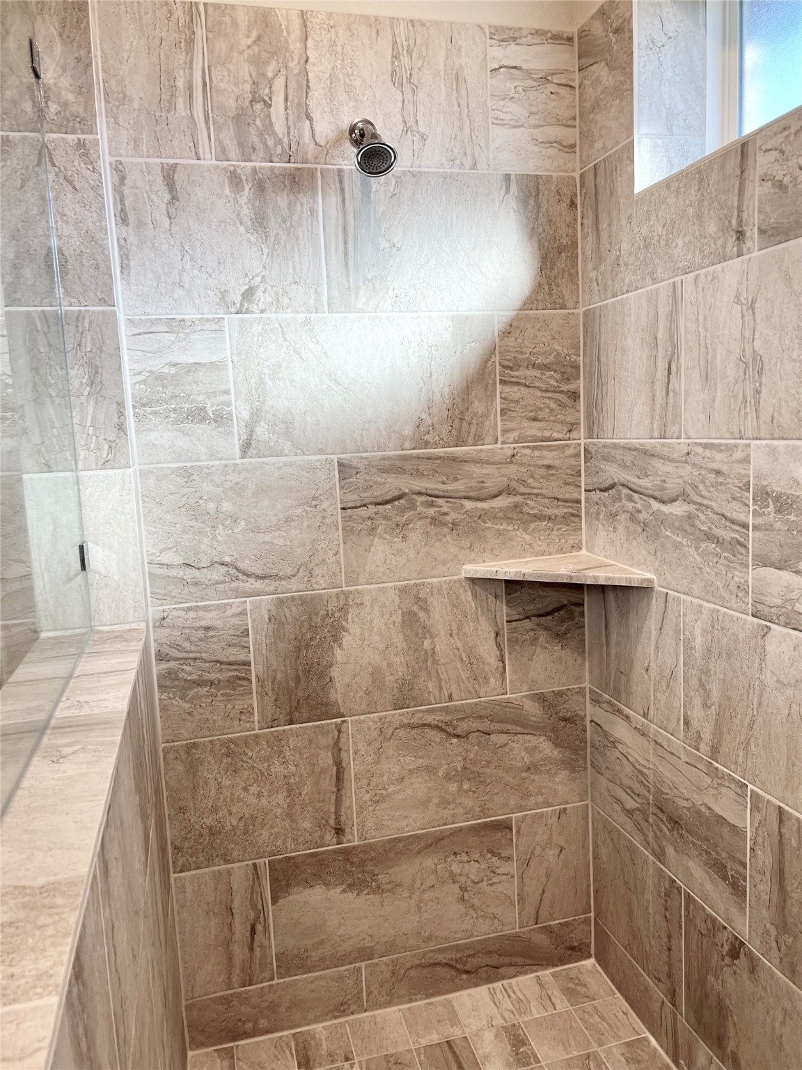 547 Kingston Lane Conroe, TX 77384 - Photo 29 of 50 a bathroom with a shower