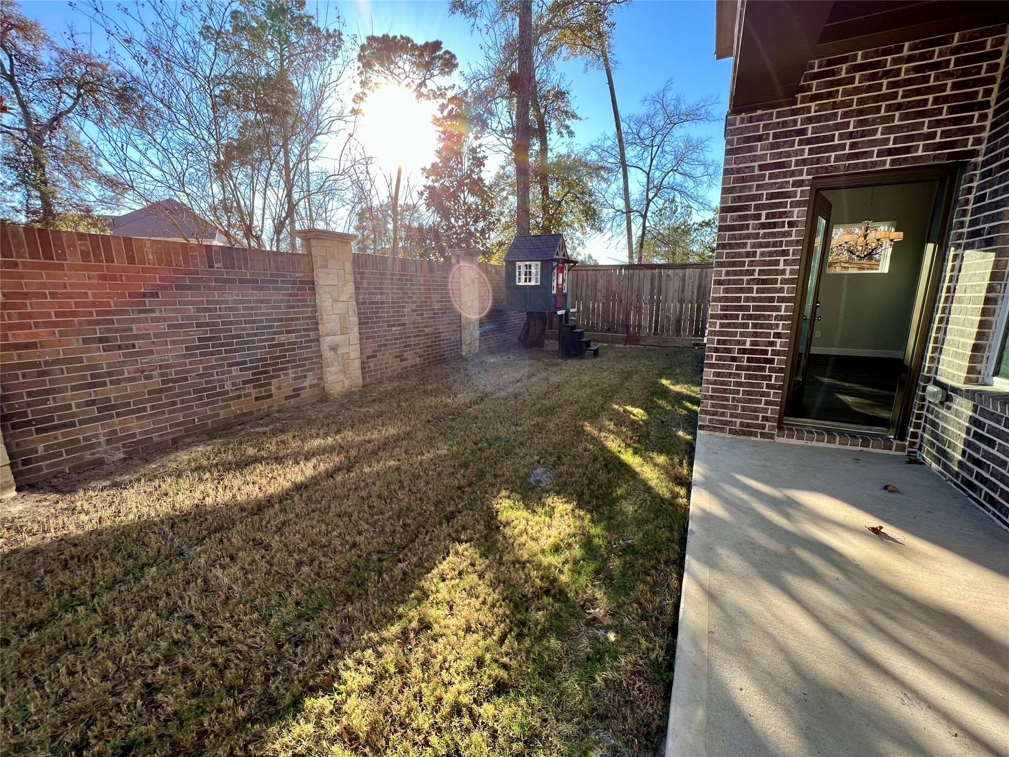 547 Kingston Lane Conroe, TX 77384 - Photo 50 of 50 a view of a yard