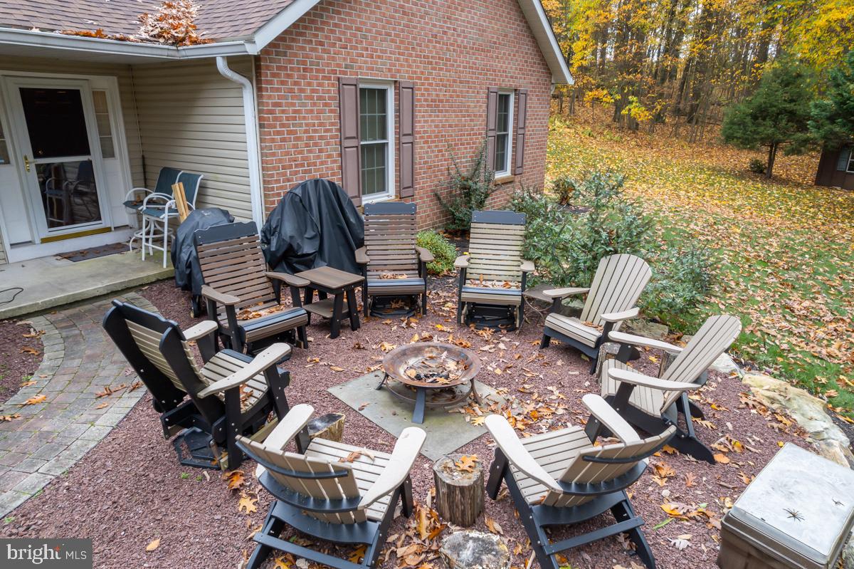 626 Zion Road Birdsboro, PA 19508 - Photo 3 of 37