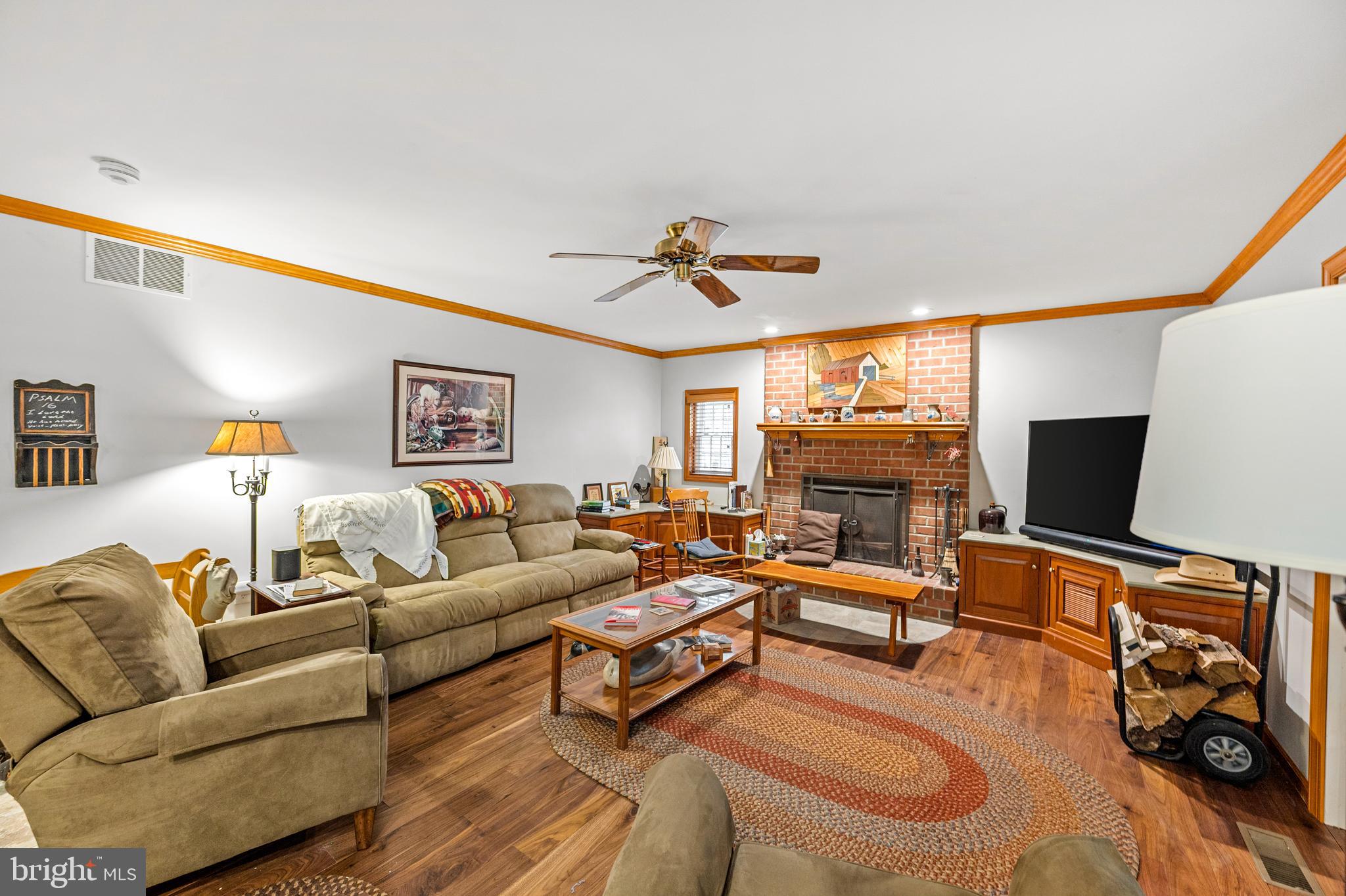 626 Zion Road Birdsboro, PA 19508 - Photo 7 of 37