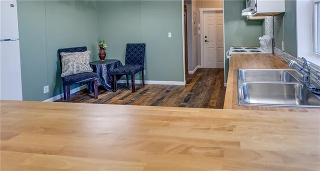 $129,000 | 618 West Locust Street, Mound City, KS 66056