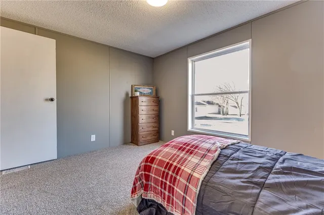 $129,000 | 618 West Locust Street, Mound City, KS 66056