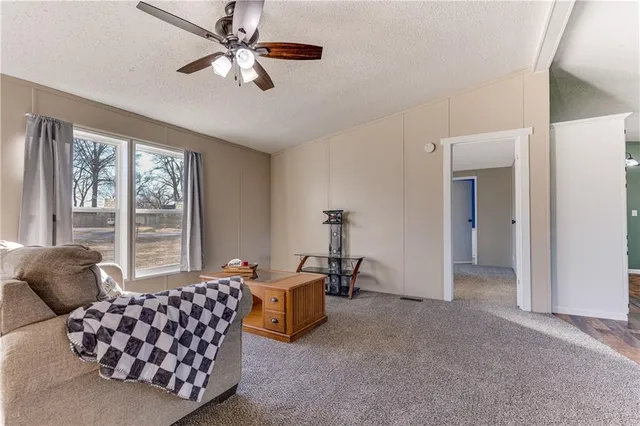 $129,000 | 618 West Locust Street, Mound City, KS 66056